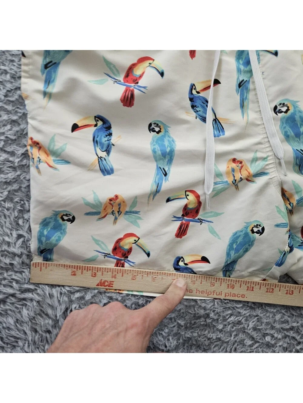 Chubbies Swim Shorts Trunks Large Parrots Birds Macaw Lined 5.5
